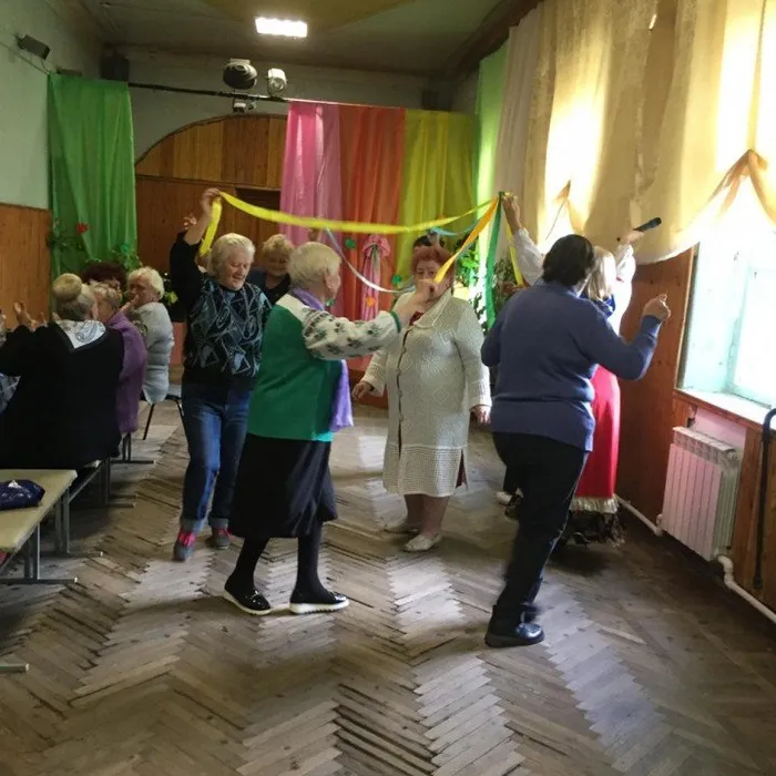 Покров – конец хороводам, начало посиделкам