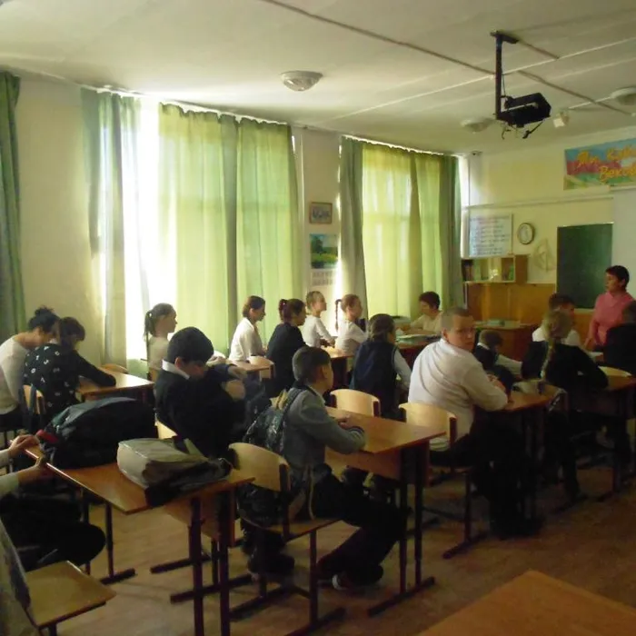 Много профессий хороших и разных