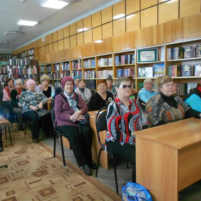 Близкий всем, всему чужой
