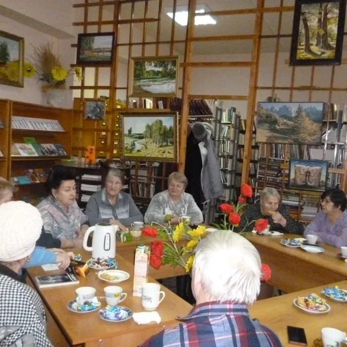 Трудными дорогами войны