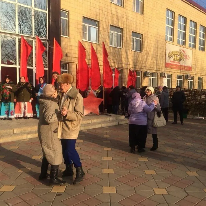 Инсталляция "Дорогами войны"