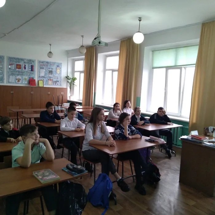 Под знаменем Победы