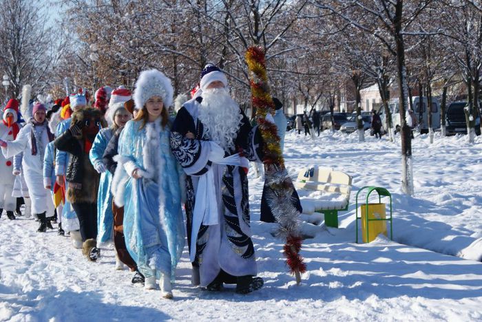 Начало парада Дедов Морозов